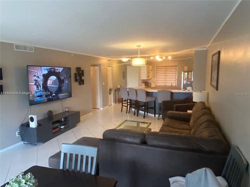 302-2205 S Cypress Bend Dr, Pompano Beach, FL, 33069-4455 | Card Image
