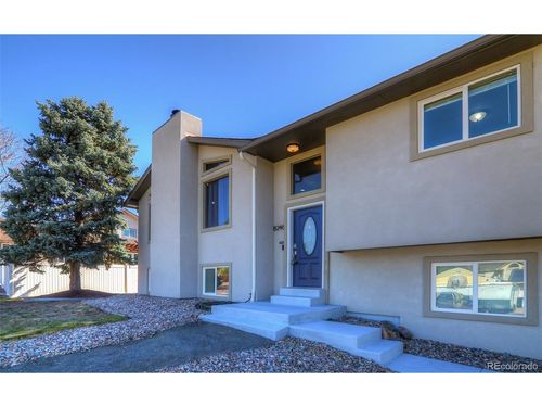 8246 S Dover St, Littleton, CO, 80128-5326 | Card Image