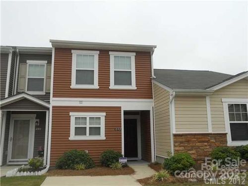 642 Potter Place Rd, Fort Mill, SC, 29708-9464 | Card Image