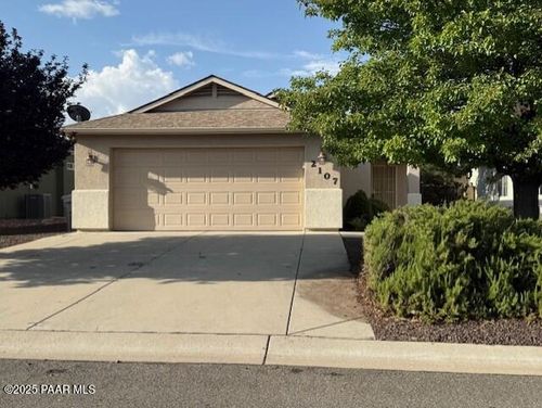 2107 Touchstone Dr, Chino Valley, AZ, 86323-6469 | Card Image