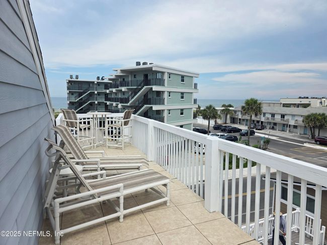 724 1 St St S, Home with 5 bedrooms, 5 bathrooms and null parking in Jacksonville Beach FL | Image 6