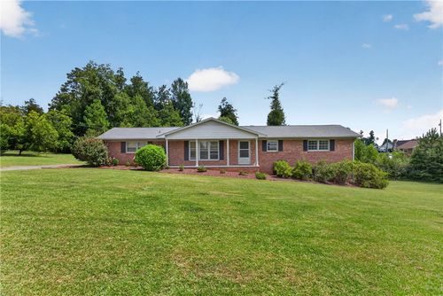 602 W. Quincy Road, Seneca, SC, 29678 | Card Image