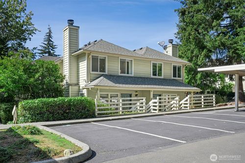 12737 Ne 132nd St, Kirkland, WA, 98034-3215 | Card Image