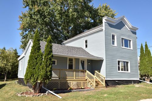 N5415 Park Avenue, Fredonia, WI, 53021 | Card Image