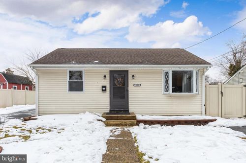 400 N Forklanding Rd, MAPLE SHADE, NJ, 08052-1148 | Card Image