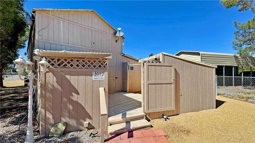 3050 W Retread Rd, Pahrump, NV, 89048-4498 | Card Image
