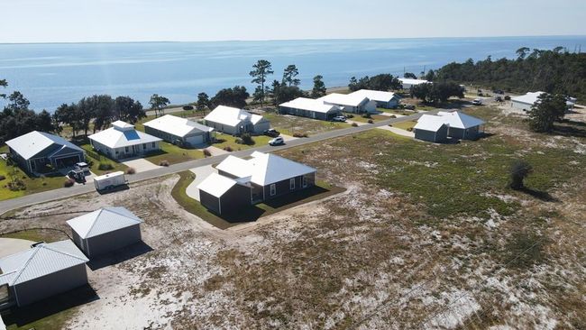 1700 St George's Ct, House other with 3 bedrooms, 2 bathrooms and 4 parking in Eastpoint FL | Image 4