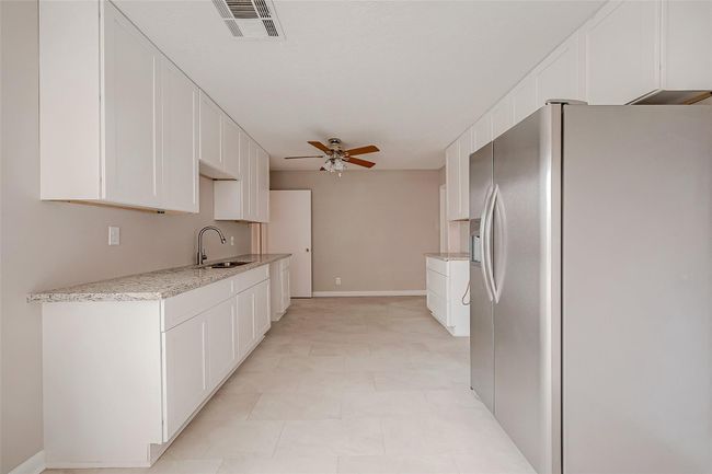 2703 Cypress St, House other with 3 bedrooms, 1 bathrooms and 1 parking in Pasadena TX | Image 13