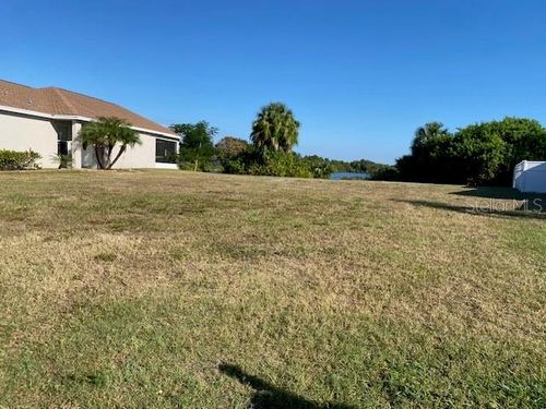 11344 Southwind Lake Dr, GIBSONTON, FL, 33534-5701 | Card Image