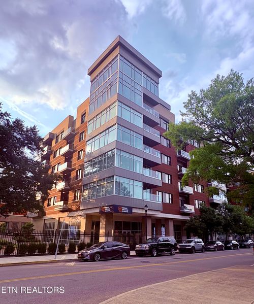 208-333 W Depot Ave, Knoxville, TN, 37917-7556 | Card Image