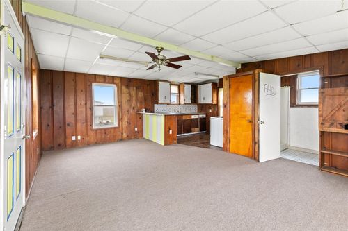 415 Treaty Dr, Surfside Beach, TX, 77541-9176 | Card Image