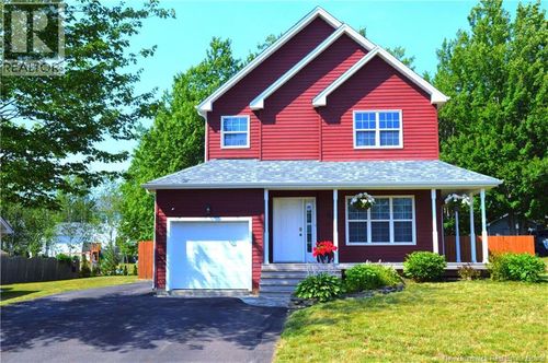 287 Rue Manon, Dieppe, NB, E1A7W9 | Card Image