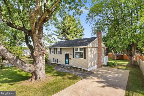 304 Lafayette Pl Sw, LEESBURG, VA, 20175-3516 | Card Image