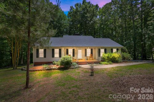 31648 Ameron Cir, Albemarle, NC, 28001-7311 | Card Image