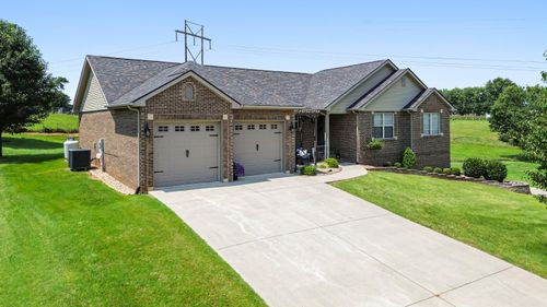 604 Whisper Woods Dr, Somerset, KY, 42503-9749 | Card Image
