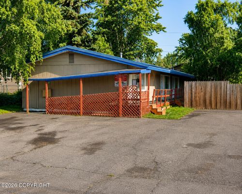 3147 Peterkin Ave, Anchorage, AK, 99508-1048 | Card Image