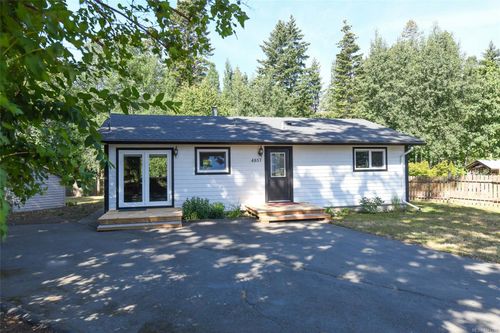4857 Dundas Rd, Courtenay, BC, V9N5Y2 | Card Image