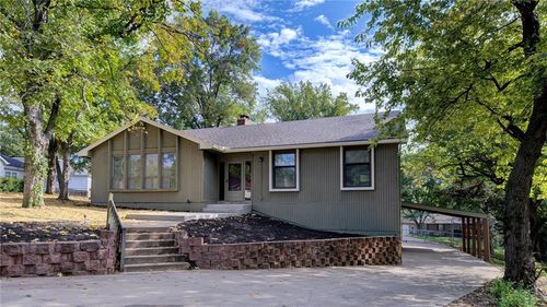 9 Murray Ln, Platte City, MO, 64079-9795 | Card Image