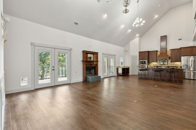16 Hidden Valley Airpark, House other with 5 bedrooms, 5 bathrooms and null parking in Shady Shores TX | Image 10