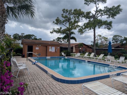 5652 Foxlake Dr, NORTH FORT MYERS, FL, 33917-5651 | Card Image