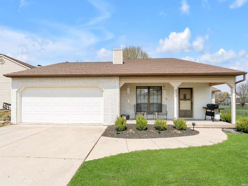 403 Lillian St, Avilla, IN, 46710-9406 | Card Image