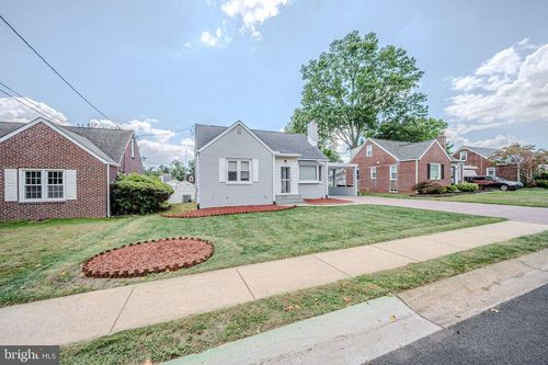 124 Florence Ave, WILMINGTON, DE, 19803-2338 | Card Image