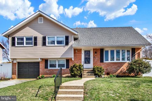 1107 Lilac Ln, West Lawn, PA, 19609-1127 | Card Image
