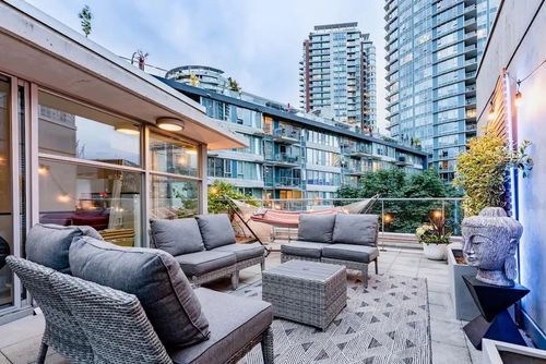 188 Keefer Pl, Vancouver, BC, V6B0J1 | Card Image