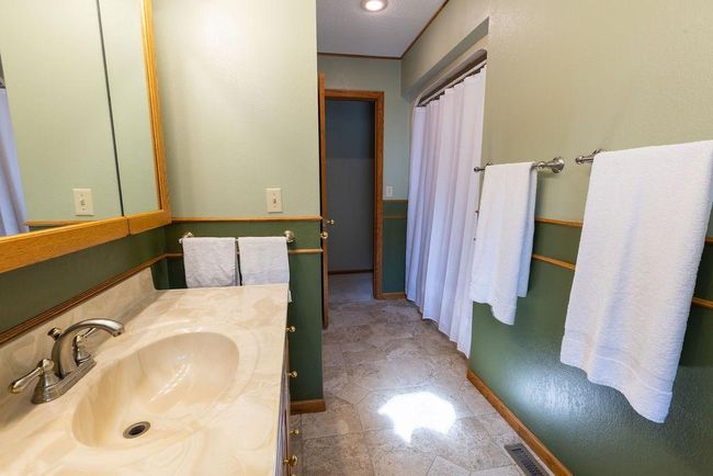 302 9 Th St N, House other with 3 bedrooms, 2 bathrooms and null parking in Kerkhoven MN | Image 18