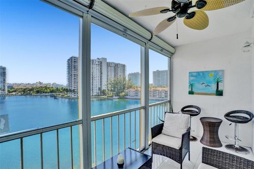c511-2999 Point East Dr, Aventura, FL, 33160-2696 | Card Image