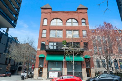 3n-368 W Huron St, Chicago, IL, 60654-3424 | Card Image