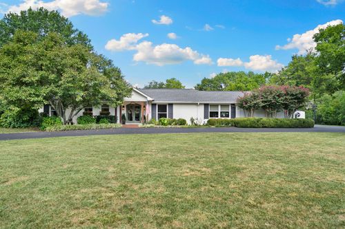 6117 Montcrest Dr, Nashville, TN, 37215-5621 | Card Image