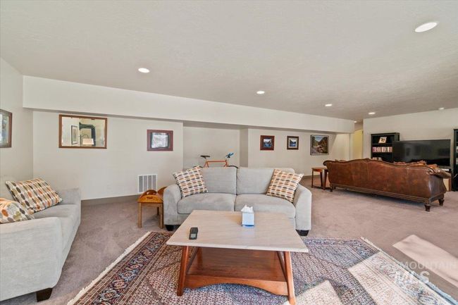 714 Spruce St E, House other with 4 bedrooms, 3 bathrooms and 2 parking in McCall ID | Image 36