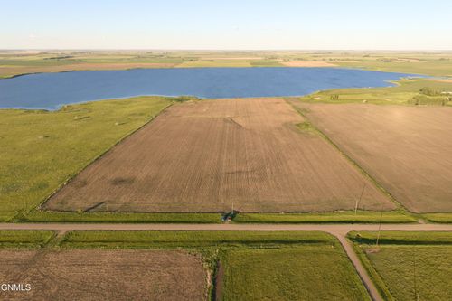 Tbd 9th Ave Se, Strasburg, ND, 58573 | Card Image