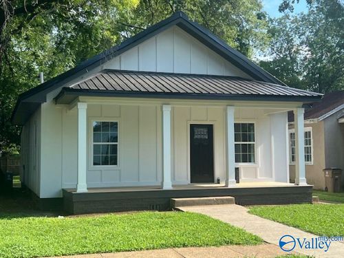 1009 Johnston St Se, Decatur, AL, 35601-3139 | Card Image