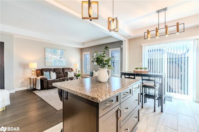 7787 Hanniwell St, House other with 3 bedrooms, 3 bathrooms and 8 parking in Niagara Falls ON | Image 14