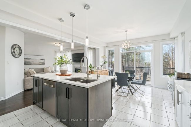 121 Upper Canada Crt, House other with 4 bedrooms, 4 bathrooms and 4 parking in Georgetown ON | Image 19