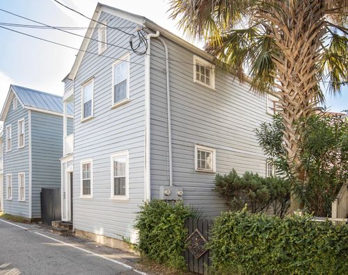 15 Rose Ln, Charleston, SC, 29403-5751 | Card Image