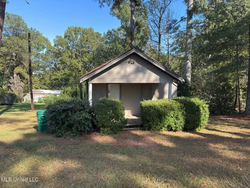 1060 Lake Dockery Rd, Byram, MS, 39272-9485 | Card Image