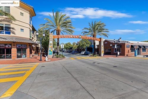 unit-215-88 E 6th St, Pittsburg, CA, 94565-7978 | Card Image