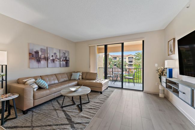 APT-204 - 500 Uno Lago Dr, Condo with 2 bedrooms, 2 bathrooms and null parking in Juno Beach FL | Image 18