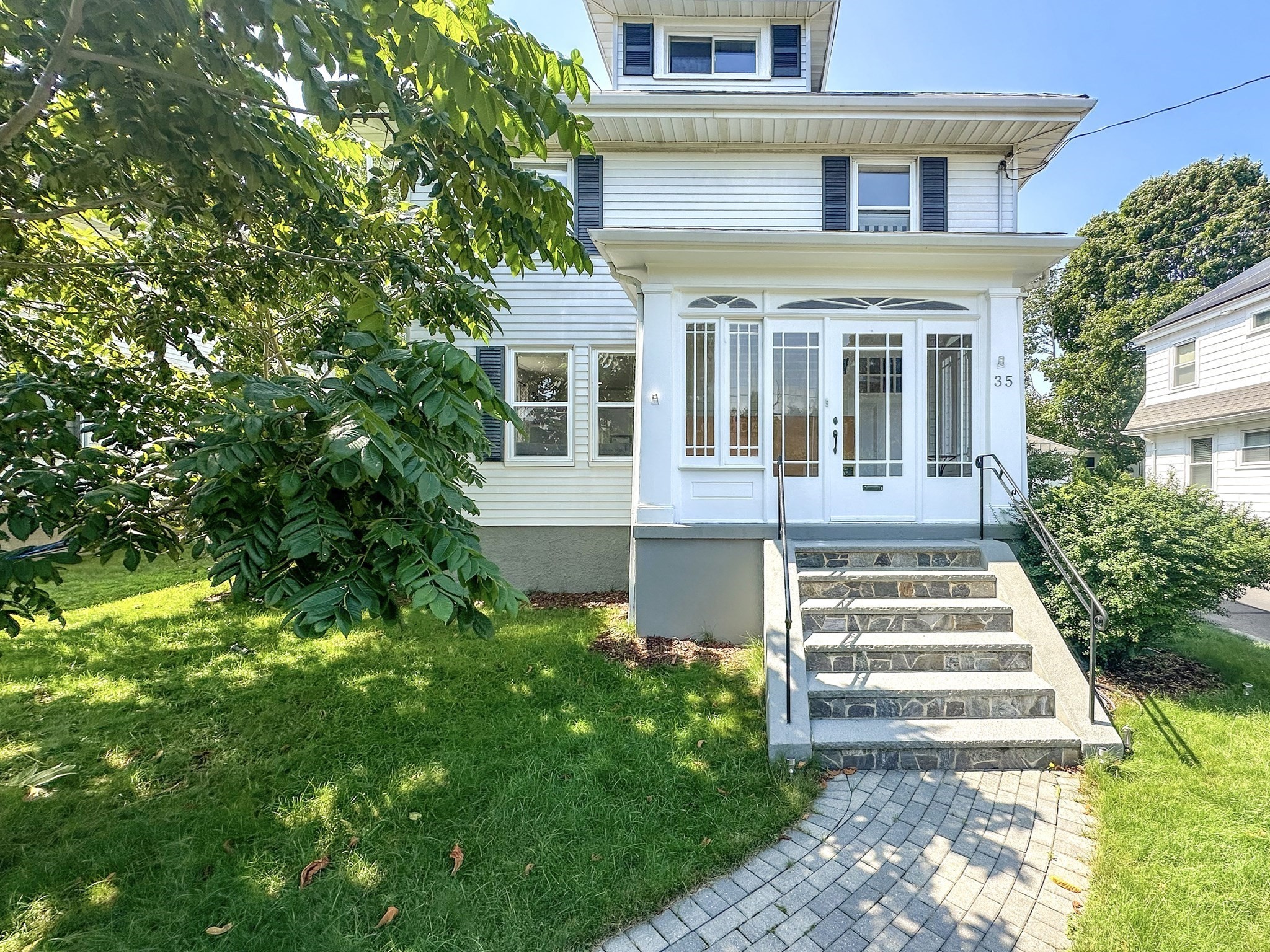 Residential Lease in Milton