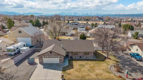 1664 Sneffels St, Montrose, CO, 81401-6416 | Card Image
