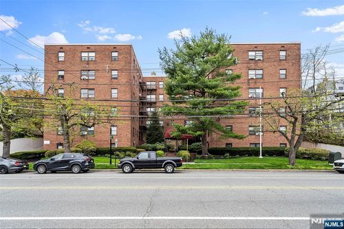 130 Orient Way, Rutherford, NJ, 07070-2145 | Card Image