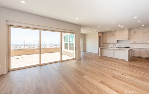 122 Sugar Brush, Irvine, CA, 92618-3507 | Card Image