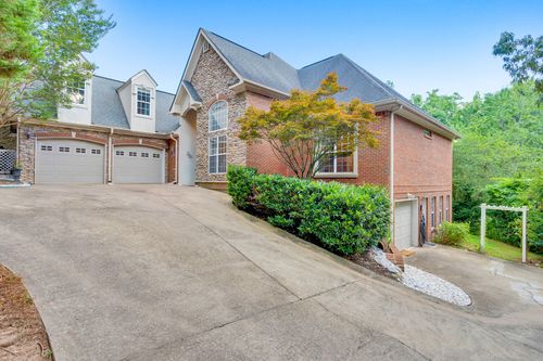 3114 Forest Shadows Dr, Chattanooga, TN, 37421-2865 | Card Image