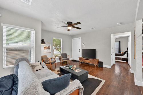 4221 Lisbon St, Fort Worth, TX, 76107-6418 | Card Image
