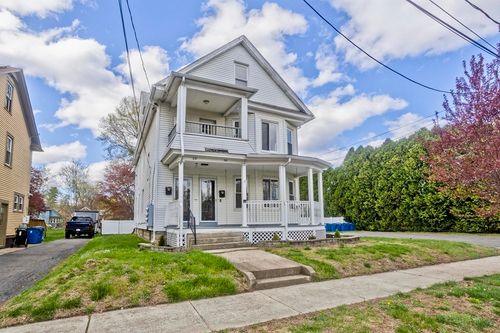 32-30-32 Fox St, West Springfield, MA, 01089-2633 | Card Image