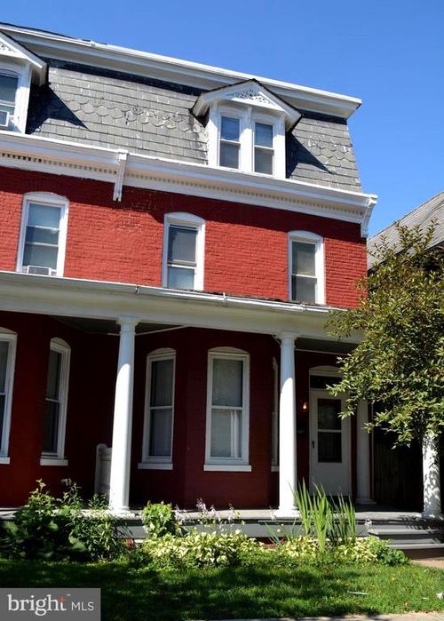 105 E North Ave, HAGERSTOWN, MD, 21740-4007 | Card Image