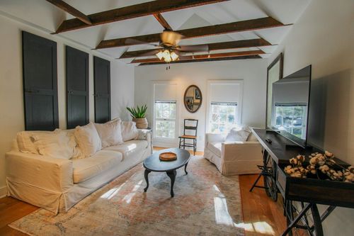 apt-b-52 Chapel St, Charleston, SC, 29403-6632 | Card Image